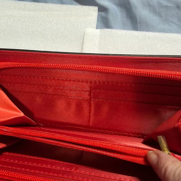 Jafra New textured zippered vegan leather wallet - Picture 6 of 8